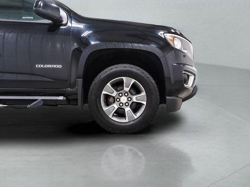 Used 2016 Chevrolet Colorado Z71 AWD/4WD image 7