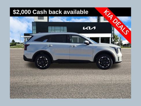 New 2026 Kia Sorento S image 1