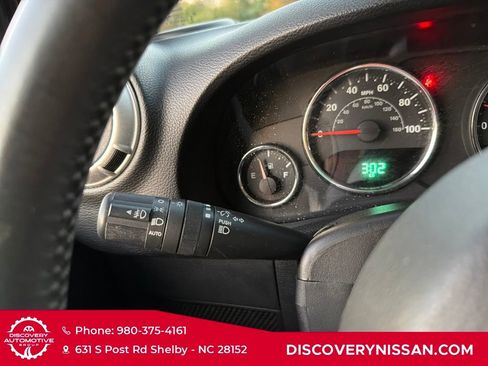 Used 2016 Jeep Wrangler Unlimited Sahara image 21