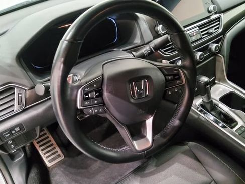 Used 2022 Honda Accord Sport image 21
