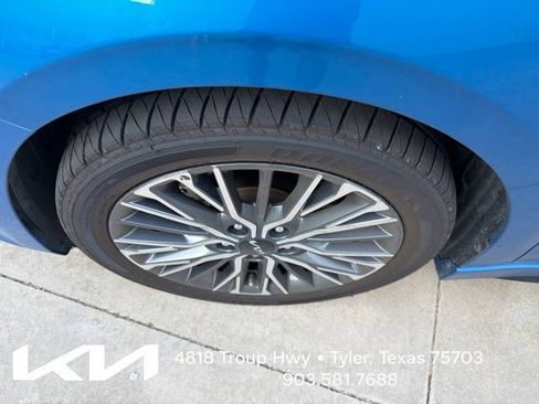 Certified 2023 Kia Forte GT-Line w/ GT-Line Technology Package FWD image 4