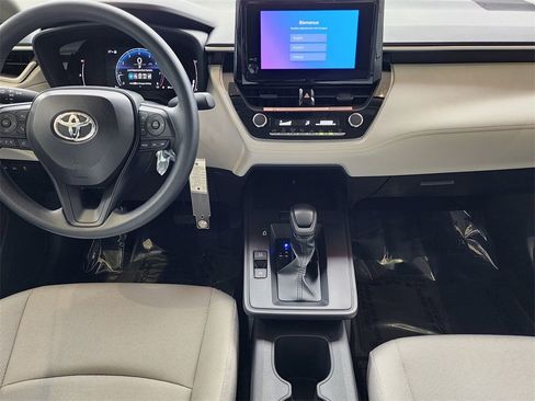 New 2026 Toyota Corolla Cross L image 8