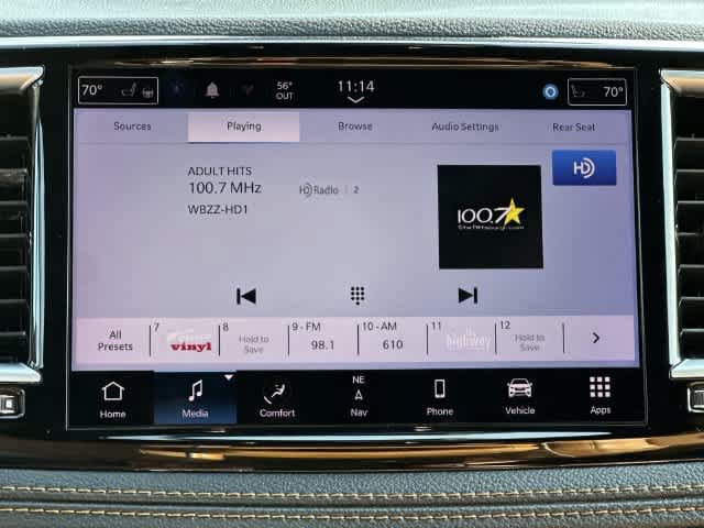 Used 2023 Chrysler Pacifica Pinnacle FWD image 12