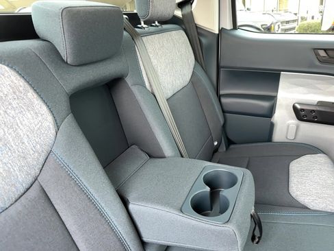 Used 2025 Ford Maverick XLT w/ Equipment Group 302A image 18