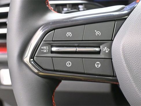 New 2026 Chevrolet Traverse RS image 24