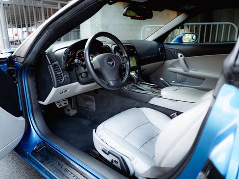 Used 2008 Chevrolet Corvette Coupe w/ Preferred Equipment Group image 45