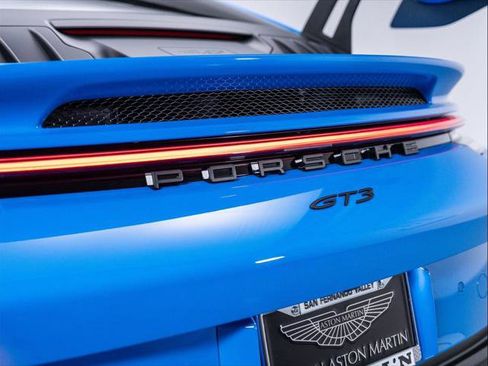 Used 2022 Porsche 911 GT3 image 30
