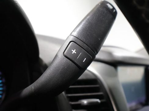 Used 2015 Chevrolet Suburban LTZ AWD/4WD image 42