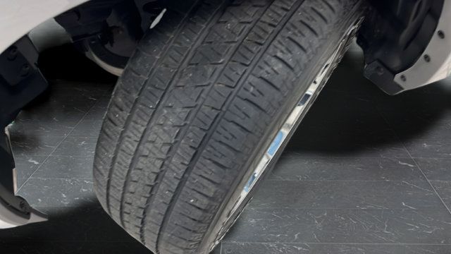 Used 2025 RAM 1500 Big Horn AWD/4WD image 38