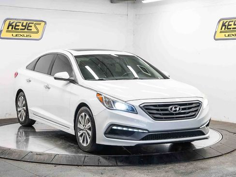 Used 2017 Hyundai Sonata Sport w/ Value Edition Package 02 FWD image 5