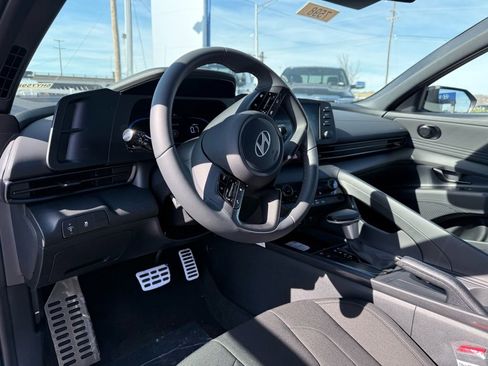 New 2026 Hyundai Elantra Sport FWD image 10