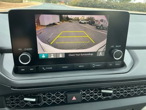 Used 2024 Honda Accord EX image 22