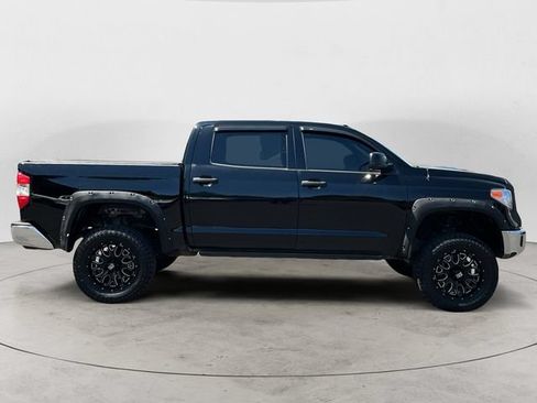 Used 2017 Toyota Tundra SR5 w/ TRD Off Road Package AWD/4WD image 4