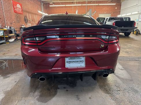 Used 2023 Dodge Charger Scat Pack w/ Technology Group RWD image 4