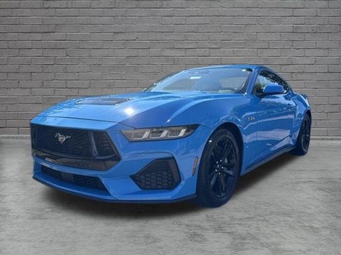 Used 2024 Ford Mustang GT RWD image 3