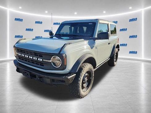 Used 2023 Ford Bronco Black Diamond AWD/4WD image 3