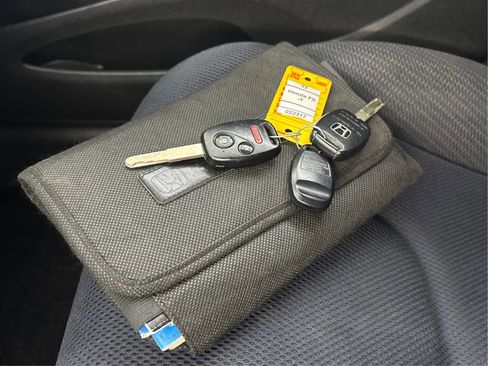 Used 2012 Honda Fit Sport image 38