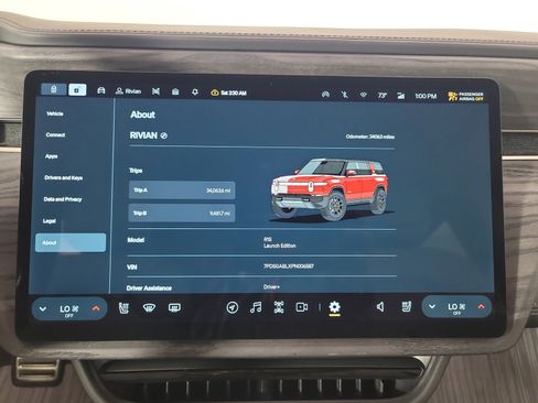 Used 2023 Rivian R1S Launch Edition image 29