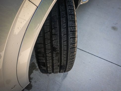 Used 2023 Volvo XC90 T8 Ultimate w/ Protection Package Premier image 12