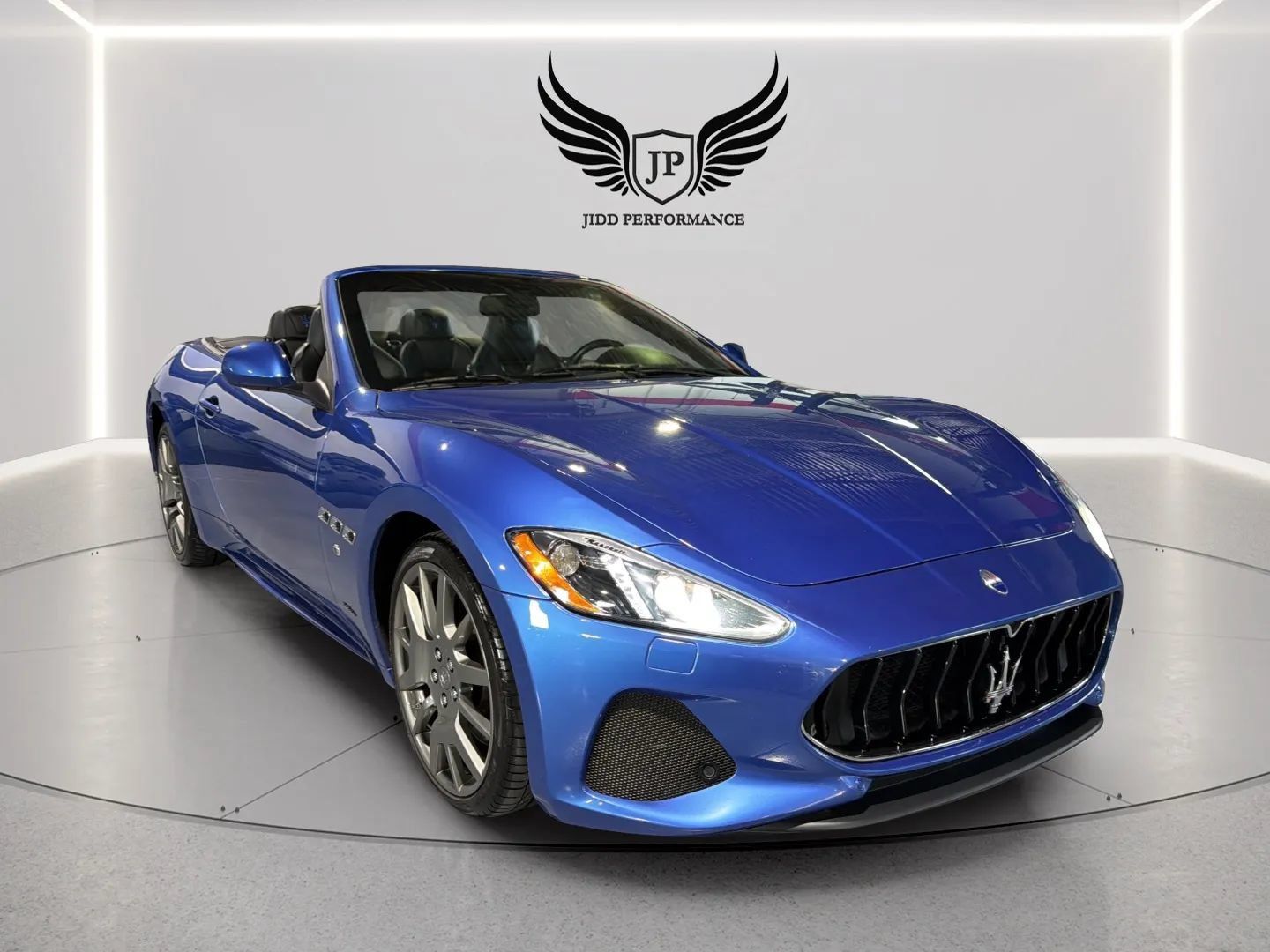 Used 2018 Maserati GranTurismo Sport RWD image 41