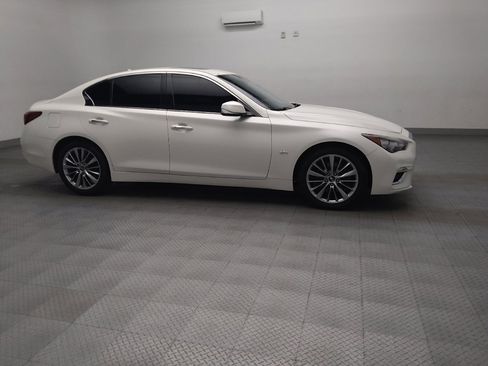 Used 2018 INFINITI Q50 Luxe w/ Cargo Package (L95) image 11