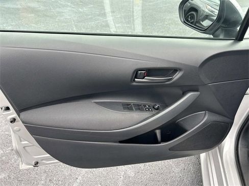 Used 2024 Toyota Corolla LE image 18