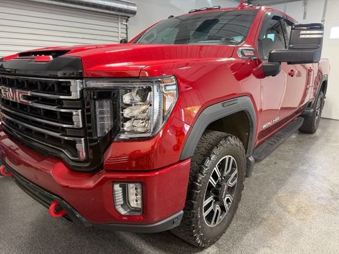 Used 2022 GMC Sierra 2500 AT4 w/ AT4 Premium Plus Package image 3