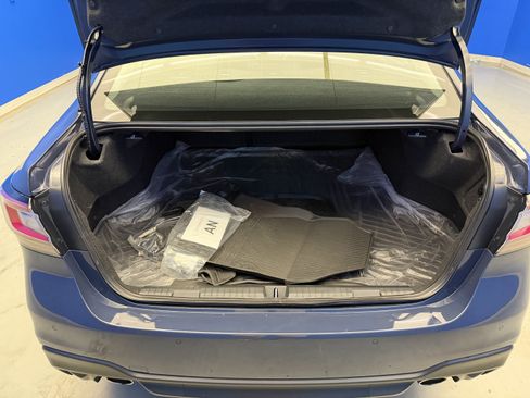 Used 2025 Subaru Legacy Touring XT AWD/4WD image 27