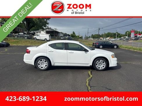 Used 2014 Dodge Avenger SE FWD image 1