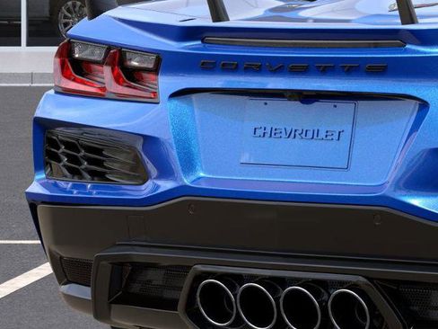 New 2025 Chevrolet Corvette Z06 image 14