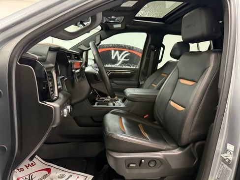 Certified 2025 GMC Sierra 2500 AT4 w/ AT4 Premium Plus Package image 11