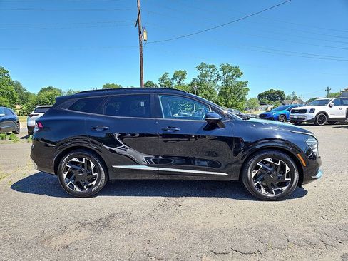 Certified 2023 Kia Sportage SX FWD image 8