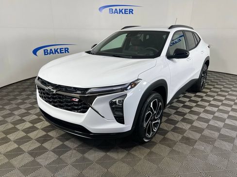New 2026 Chevrolet Trax RS FWD image 1