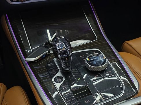 Used 2019 BMW X5 xDrive50i w/ M Sport Package AWD/4WD image 45