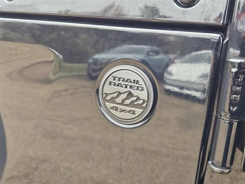 Used 2024 Jeep Wrangler Sport S image 29