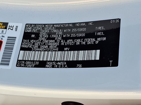 Used 2026 Toyota Grand Highlander AWD image 28