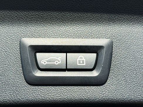 Used 2022 BMW X3 sDrive30i w/ Convenience Package image 12