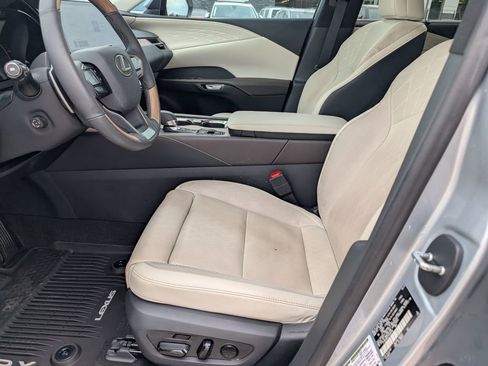 Used 2023 Lexus RX 350 FWD w/ Cold Area Package image 12