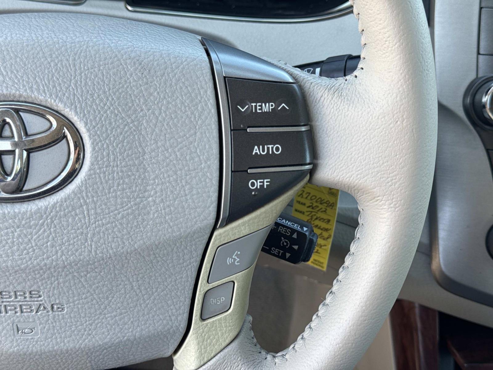 Used 2012 Toyota Avalon FWD image 12