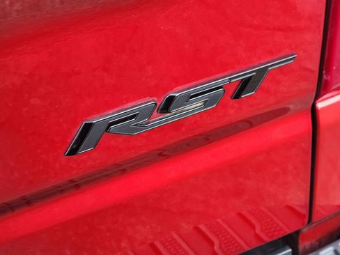 Used 2024 Chevrolet Silverado 1500 RST w/ Z71 Off-Road Package image 12