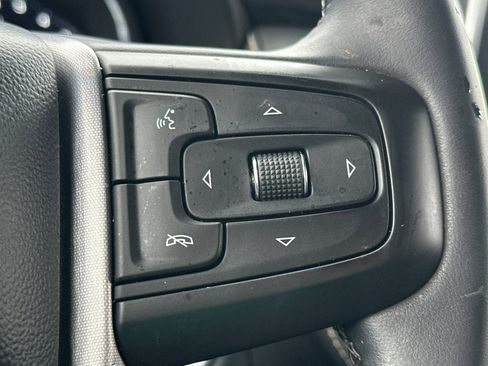 Used 2024 GMC Yukon XL SLT image 37