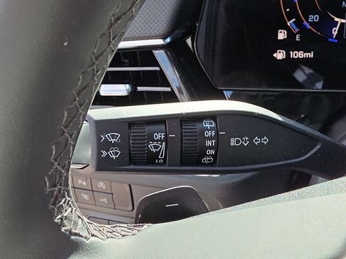 Used 2025 Chevrolet Tahoe Premier RWD image 30