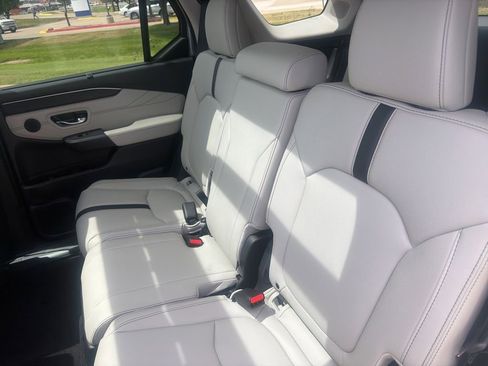 New 2026 Honda Pilot Touring image 23