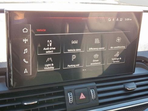 Used 2022 Audi SQ5 Premium image 20