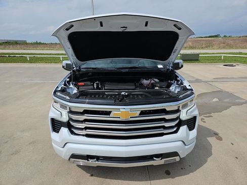 New 2026 Chevrolet Silverado 1500 High Country w/ Technology Package AWD/4WD image 30