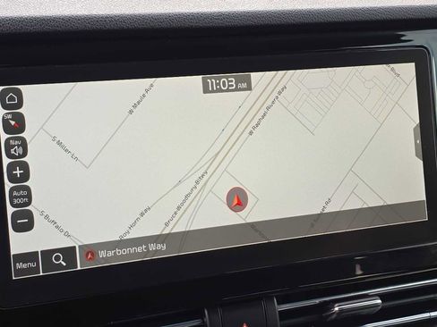 Used 2022 Kia Niro EX image 27