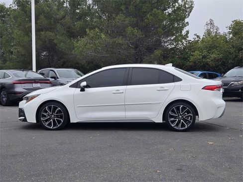 Used 2021 Toyota Corolla SE image 7