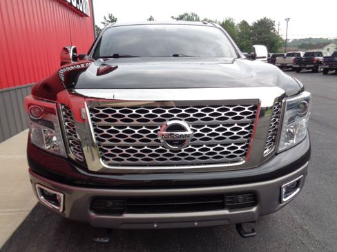 Used 2016 Nissan Titan Platinum Reserve AWD/4WD image 12
