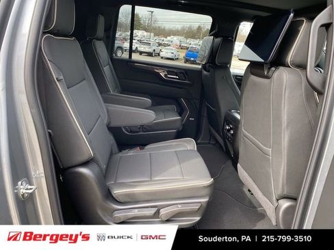 New 2026 GMC Yukon XL Elevation image 30