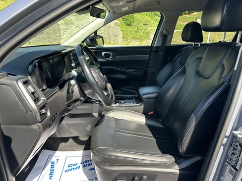 Used 2021 Kia Sorento S AWD/4WD image 19